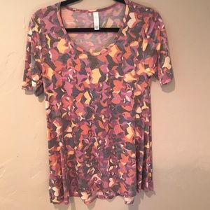 LulaRoe t-shirt